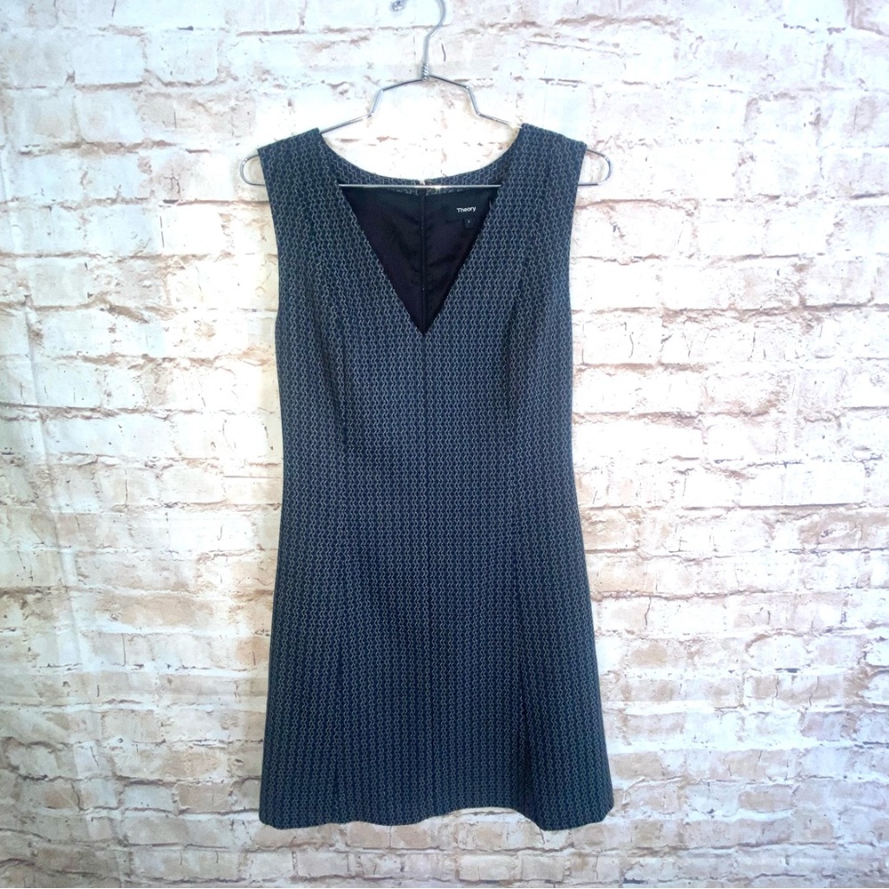 Theory Easy V Shift Shadow Jacquard Dress Size 2